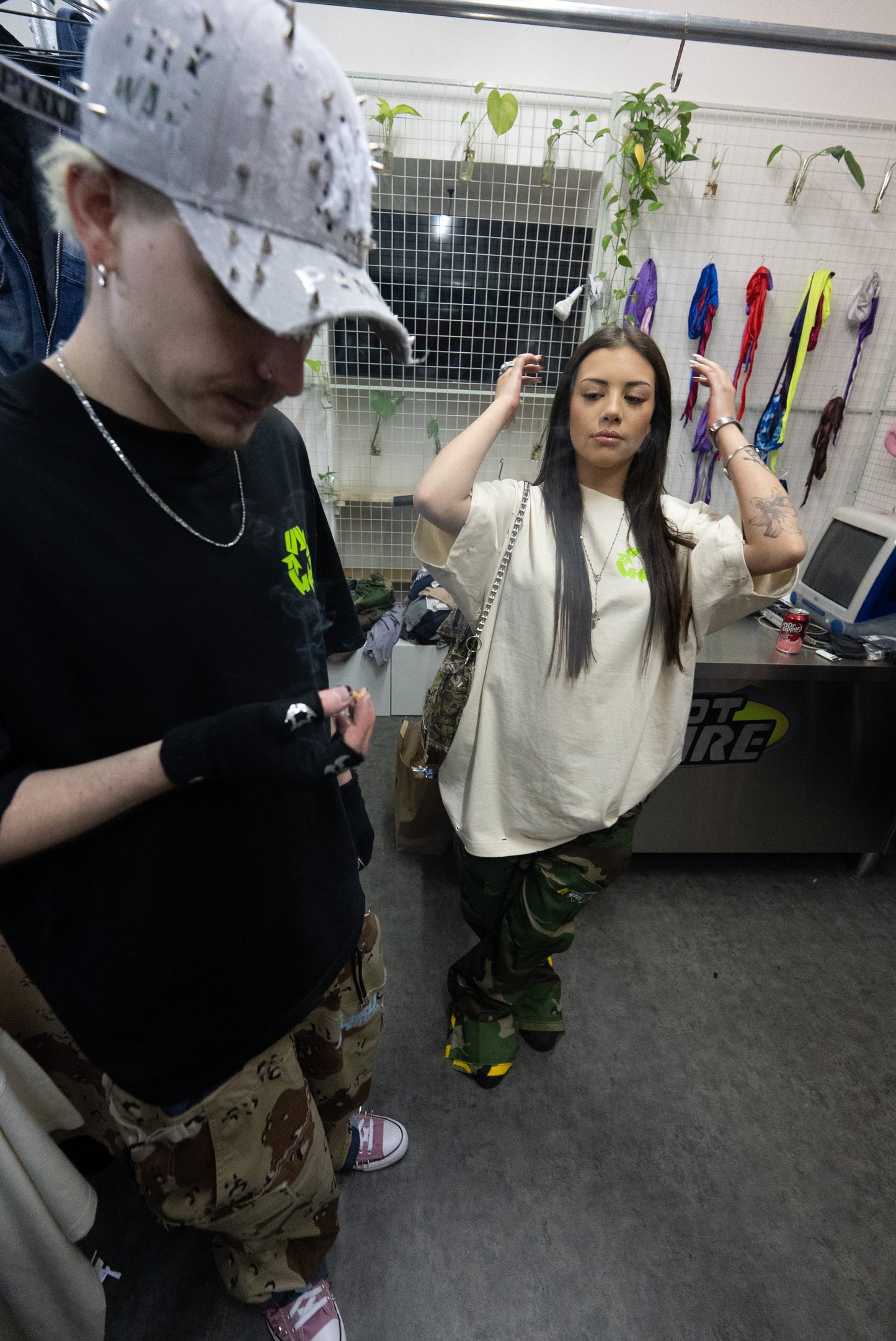 Green World Distressed Tee Black