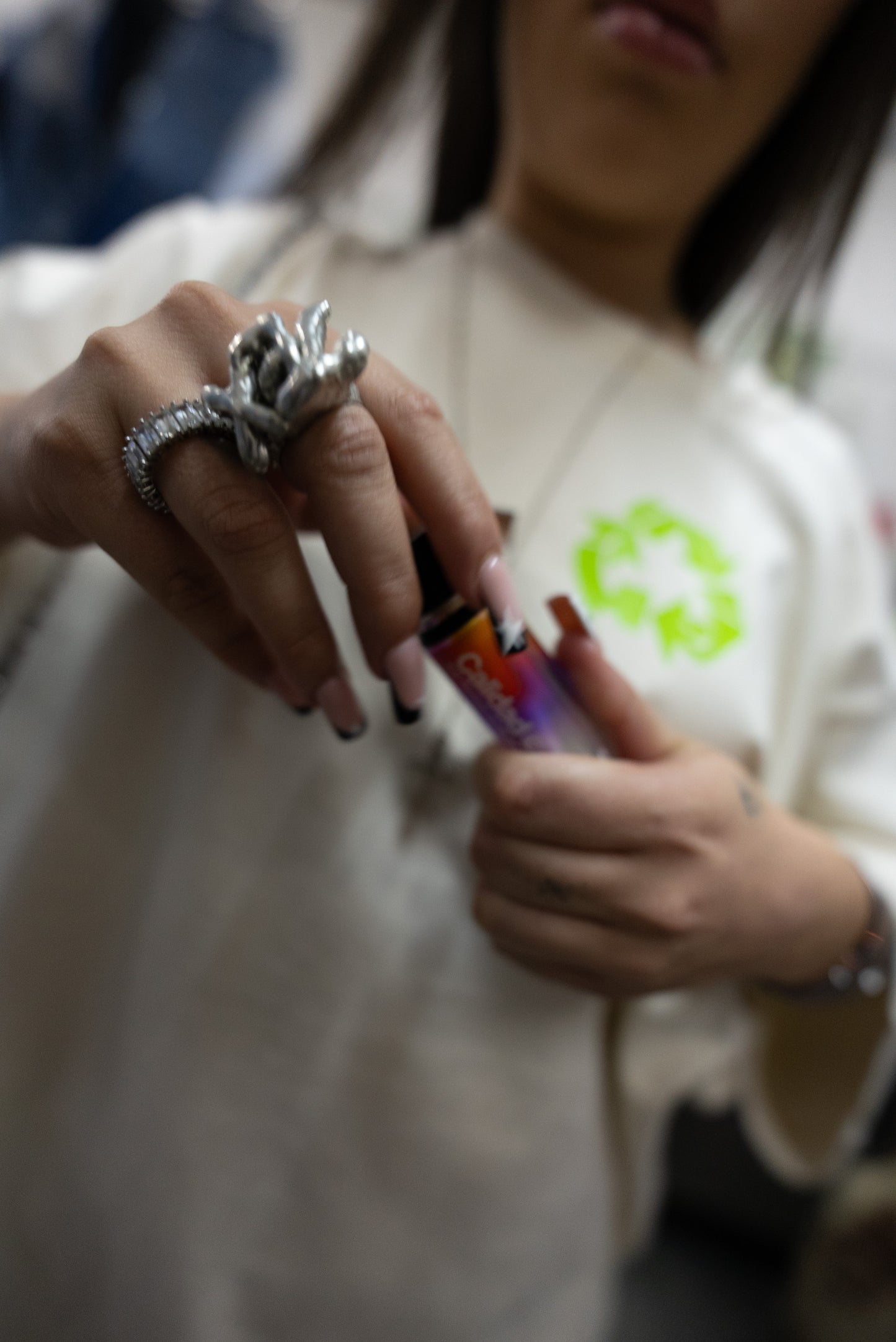 Green World Distressed Tee Beige