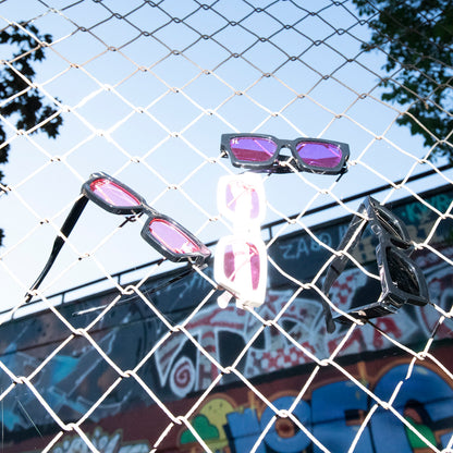 "District 821" Sunglasses White/Pink